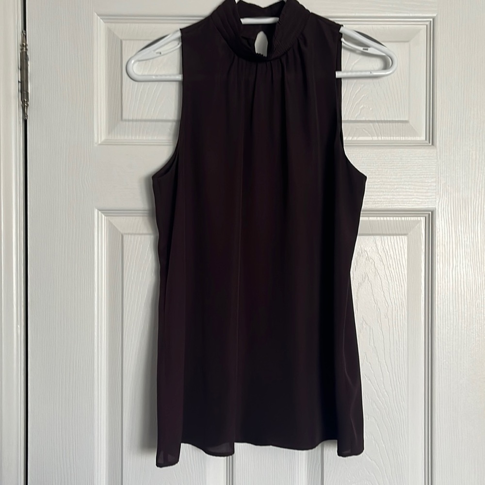 Women’s high neck sleeveless blouse from Le Chateau